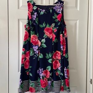 Floral Dress with Pockets